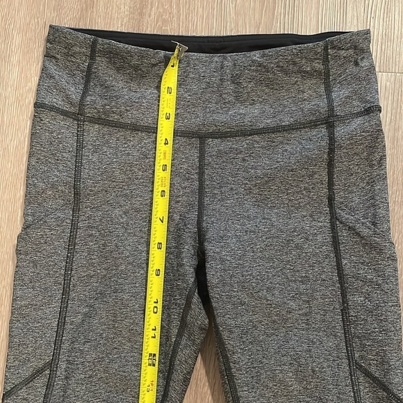 Lululemon Women’s Leggings Size 4 Grey Pace Rival 22” Stretch Spandex Workout - Picture 13 of 17